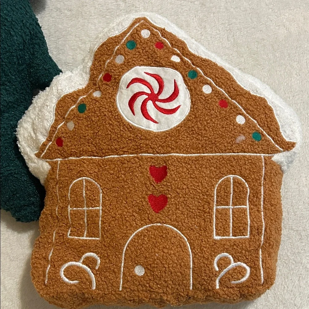 Cozy Holiday Tree and Gingerbread House Plush Set